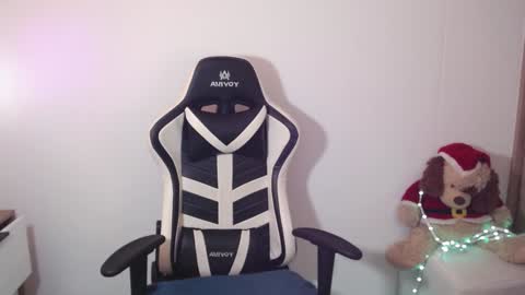 Alice online show from December 31, 3:20 pm