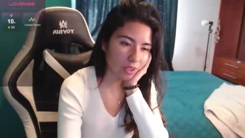 Alice online show from March 18, 4:34 pm