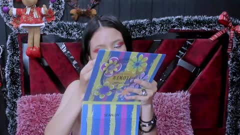 Alice online show from December 19, 4:13 pm