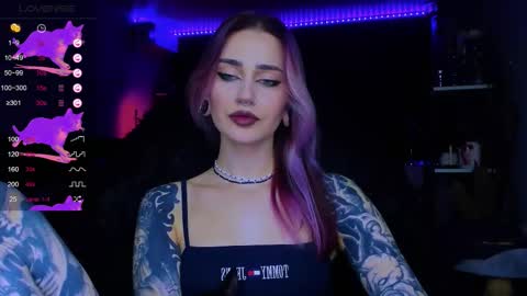 Alice online show from December 3, 6:54 pm