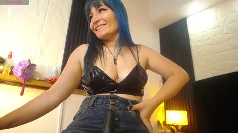 Snapshot of alice_sweetmomma chatting on December 20, 5:40 pm Alice online show from December 20, 5:40 pm