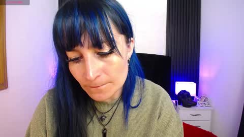 Snapshot of alice_sweetmomma chatting on February 6, 6:46 pm Alice online show from February 6, 6:46 pm