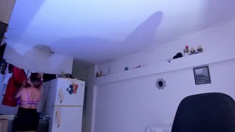 Alice thompsonx online show from November 6, 11:49 am