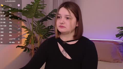 Snapshot of alice_walters chatting on February 27, 4:10 pm Alice online show from February 27, 4:10 pm