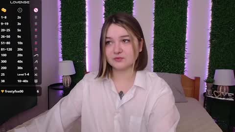 Snapshot of alice_walters chatting on February 25, 4:25 pm Alice online show from February 25, 4:25 pm