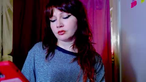 Alice online show from December 4, 11:27 pm