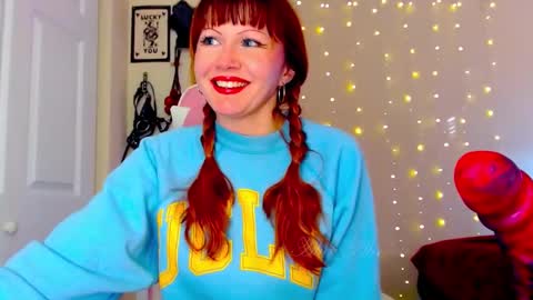 Alice online show from December 6, 6:39 pm