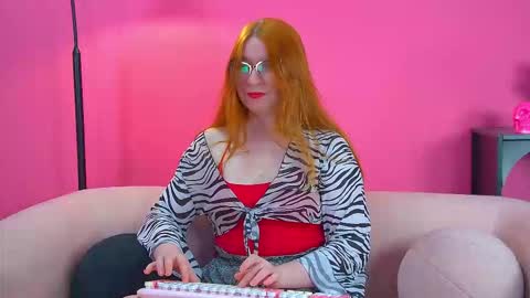 Alice online show from November 12, 7:12 pm