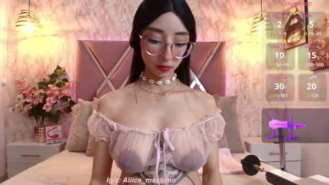  Aliice online show from September 18, 4:49 pm