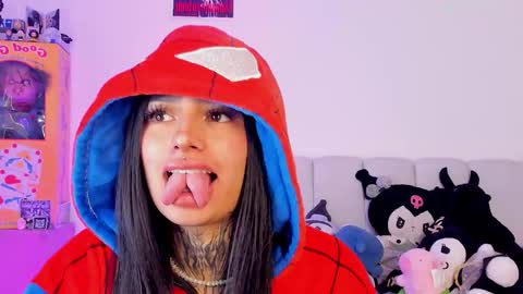 Alice  online show from March 12, 3:42 am