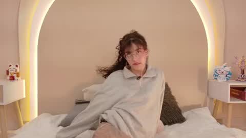 alice online show from June 25, 6:09 pm