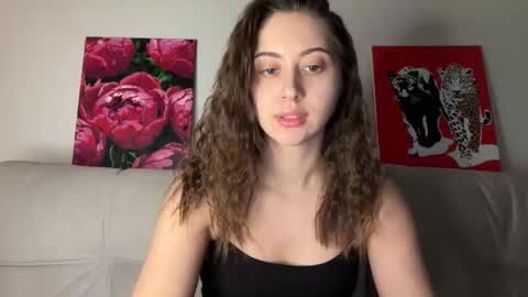 aliceinlustland online show from April 7, 6:21 pm