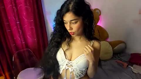 Alicekingdom online show from June 1, 9:16 pm