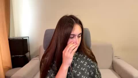 alicekollt online show from October 13, 8:17 am