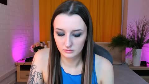 Alice online show from November 25, 1:13 pm