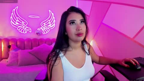 Alice online show from December 19, 1:36 pm