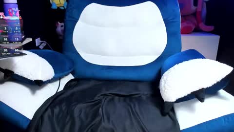 alicetaylor_1 online show from February 5, 11:08 pm