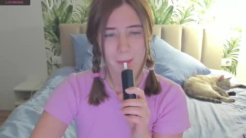 Alice online show from December 16, 4:57 pm