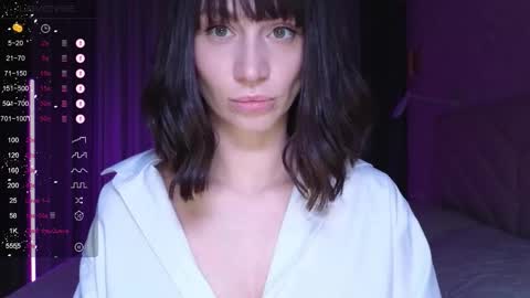 Alice online show from December 4, 8:53 pm