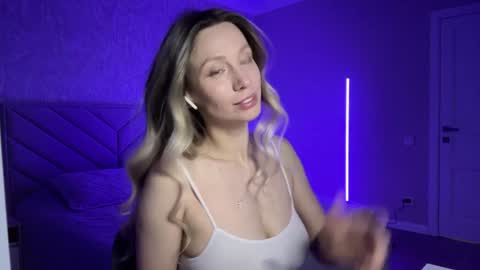 Alice online show from February 8, 11:24 pm