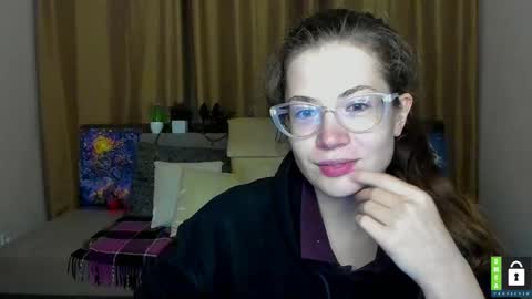 Snapshot of alicia_folow chatting on October 11, 5:37 pm Alicia online show from October 11, 5:37 pm