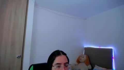 alison online show from February 25, 6:55 pm