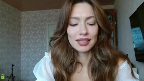 Alicia online show from September 25, 6:12 am