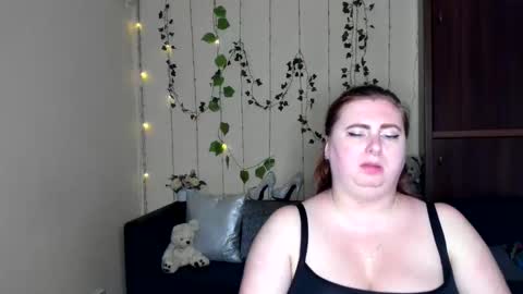 Alicia online show from June 4, 3:05 pm