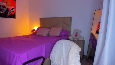 aliciabiden online show from March 13, 4:03 am