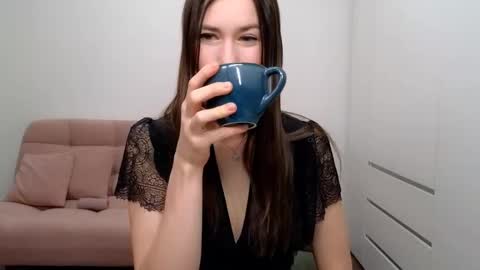 Snapshot of alicianoveli chatting on February 10, 12:08 pm alicianoveli online show from February 10, 12:08 pm