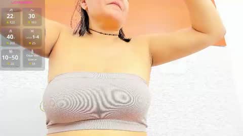 im tutti online show from June 17, 2:13 am