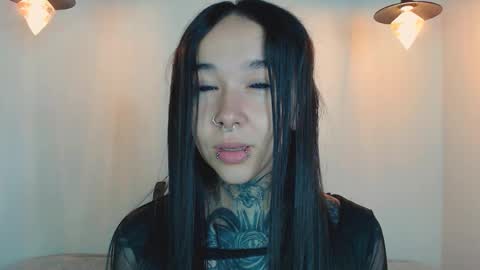    online show from March 9, 2:26 am