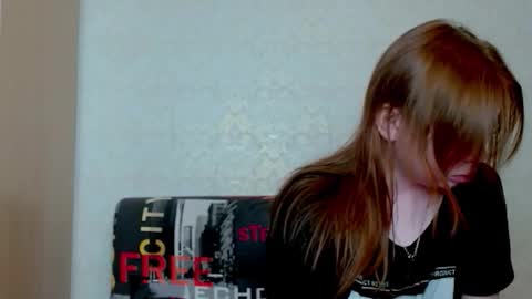 Alice online show from November 29, 9:19 pm