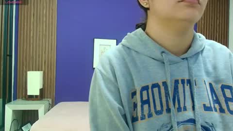 Snapshot of alina_martinelli chatting on February 11, 11:20 am Alina online show from February 11, 11:20 am