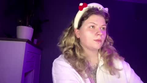 Alina online show from June 8, 9:58 pm