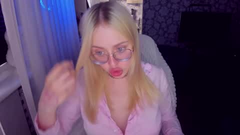 alinaocean online show from May 24, 3:55 pm
