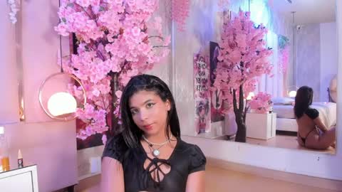   online show from March 31, 8:20 pm