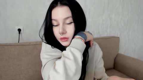 Aline Greeeen online show from February 12, 4:44 am