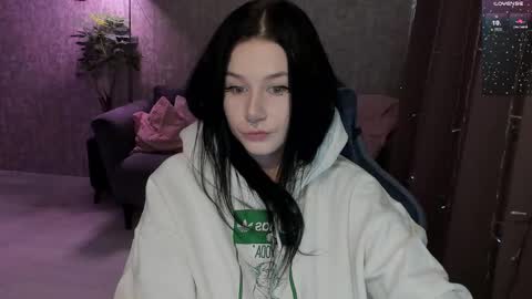 Aline Greeeen online show from February 13, 6:37 am