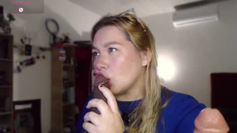 alisa_u online show from June 13, 10:07 pm