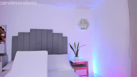 Snapshot of alisa_walton chatting on February 3, 6:13 am ALIS online show from February 3, 6:13 am