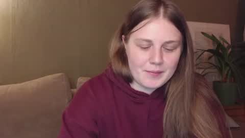 alisashy666 online show from July 7, 10:23 pm