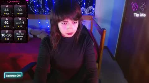 alisha17love online show from December 1, 2:15 am