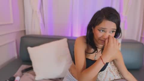 Ali online show from April 15, 7:58 pm