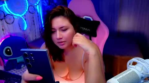 Alison online show from July 24, 8:38 pm