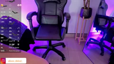 alison_wynter online show from December 4, 3:42 am