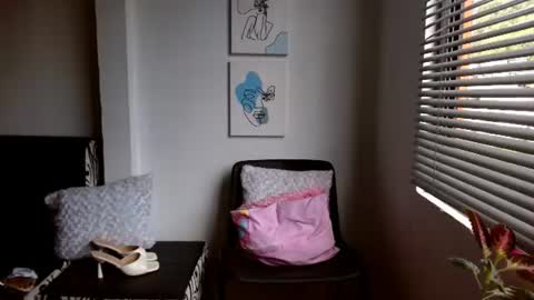 Alisonturbay online show from June 10, 2:38 pm