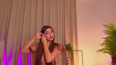 alissa_foxx online show from December 15, 8:19 am