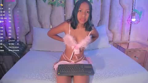 alisse_myers online show from July 5, 4:19 am