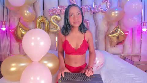 alisse_myers online show from July 30, 4:35 am